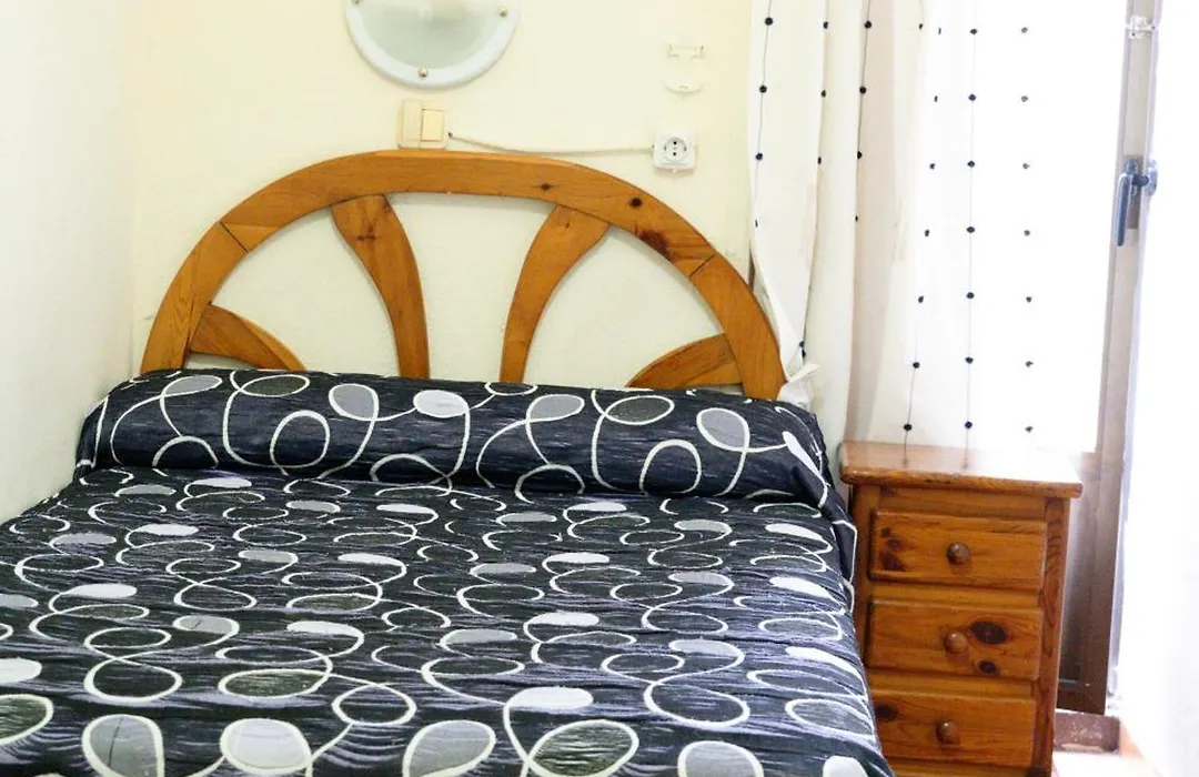 Hostal Fuentesol-1